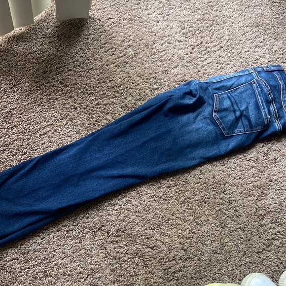 Jeans - Picture 2 of 3